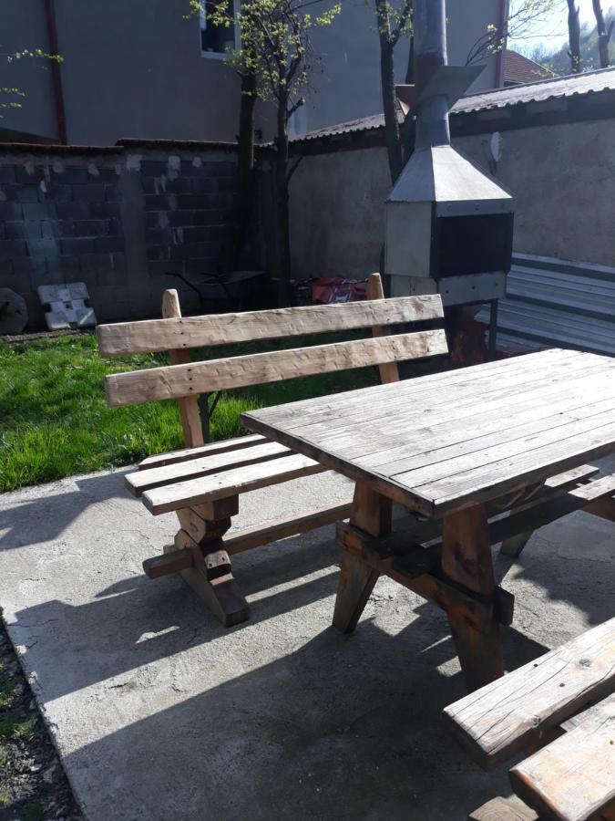City Apartment Visoko Kültér fotó
